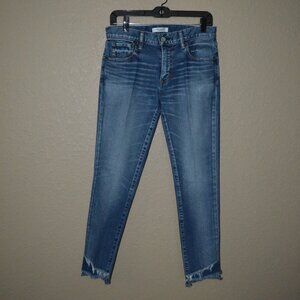 $350 Sz 28 Moussy  Blue Frayed Hem Skinny Jeans